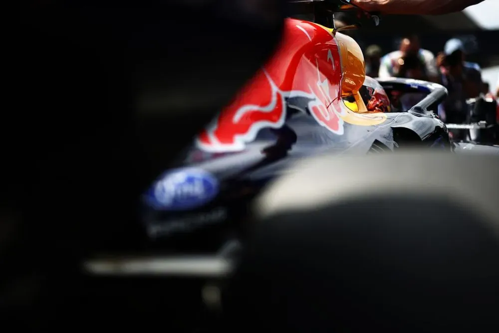 Red Bull Ford посіла перше місце у рейтингу FIA після першого періоду вимірювань, чим викликала розчарування у керівництва команди