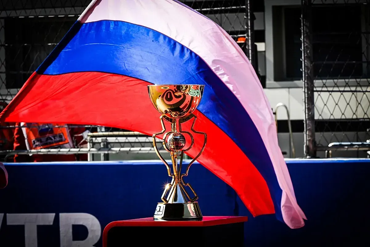 FIA зняла обмеження для російських та білоруських пілотів у міжнародних гонках