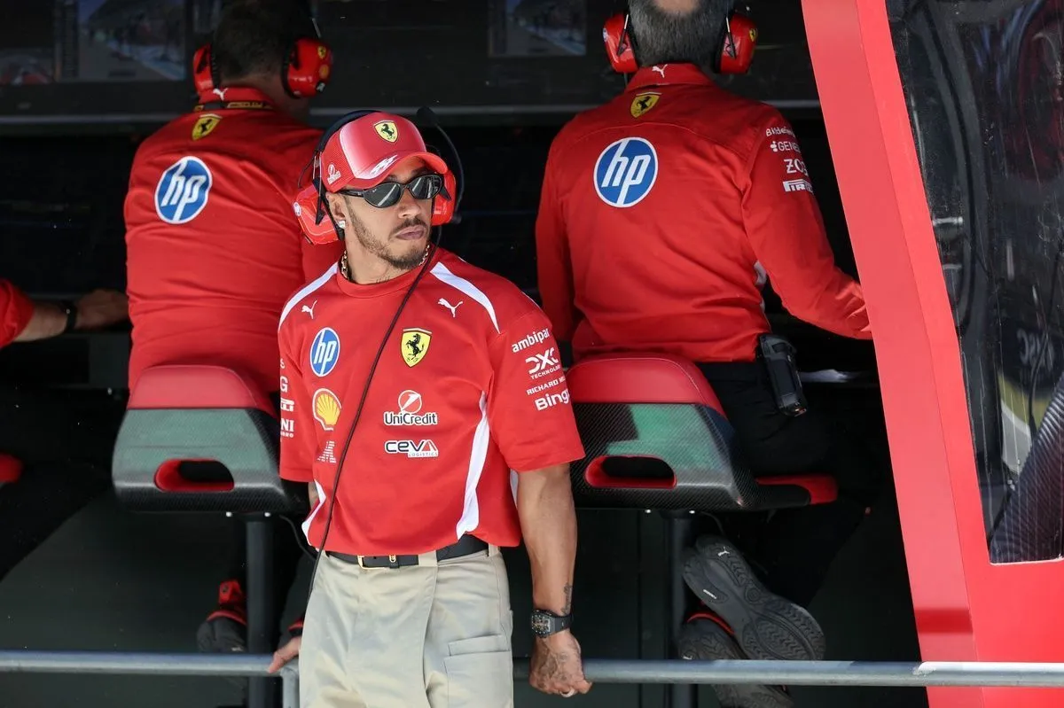 Гамільтон похвалив інноваційний підхід Ferrari до боліда 2026 року