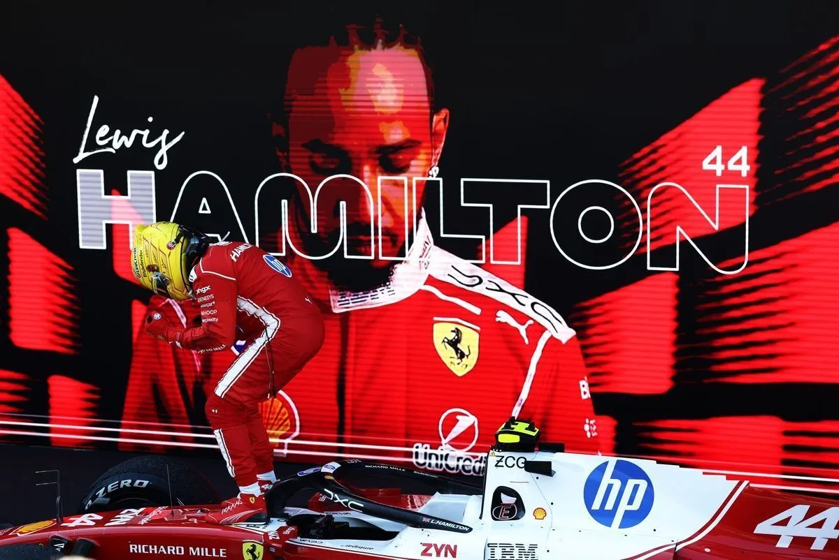 Гамільтон здобув першу перемогу за Ferrari: «Ви допомогли мені здійснити цю мрію»