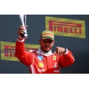 Льюїс Гамільтон за кермом «Феррарі»