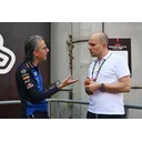 Лоран Мекіс, керівник команди Red Bull Racing, з Джанп'єро Ламбіазе