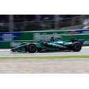 Фернандо Алонсо за кермом Aston Martin