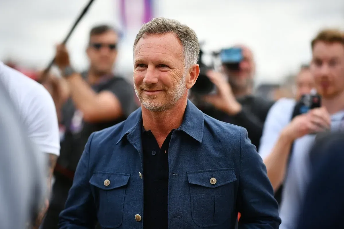 Крістіан Горнер анонсував книжковий тур Британією після відходу з Red Bull